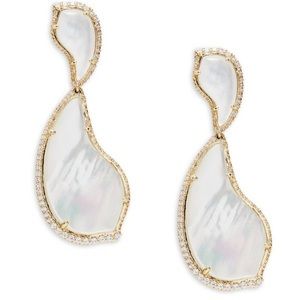 NWT Kendra Scott Teddi 14k gold plated mother of pearl teddi drop earrings